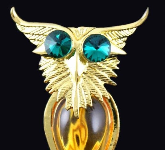 Owl Brooch Gold Crystal Stones Hand Made UK Brooches for Women Bird Pin Badges Christmas Vintage Wise Owl Teacher Gifts UK Seller