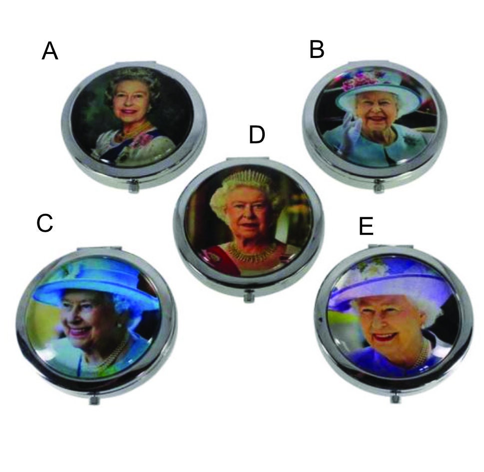 Queen Elizabeth II Pill Box In Loving Memory Memorabilia Gifts Mum Nan Grandma Sister Teacher 75th Platinum Jubilee UK Seller Birthday