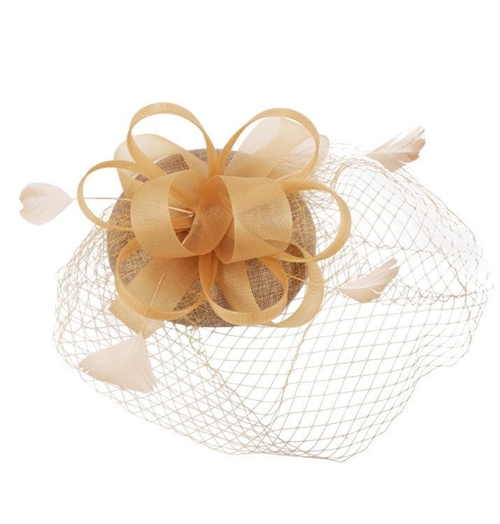 Royal Beige Nude Cream Fascinator Wedding Ascot Hat Hair Small Fascinator Brooch Clip Mother Of The Bride Bridal UK Seller